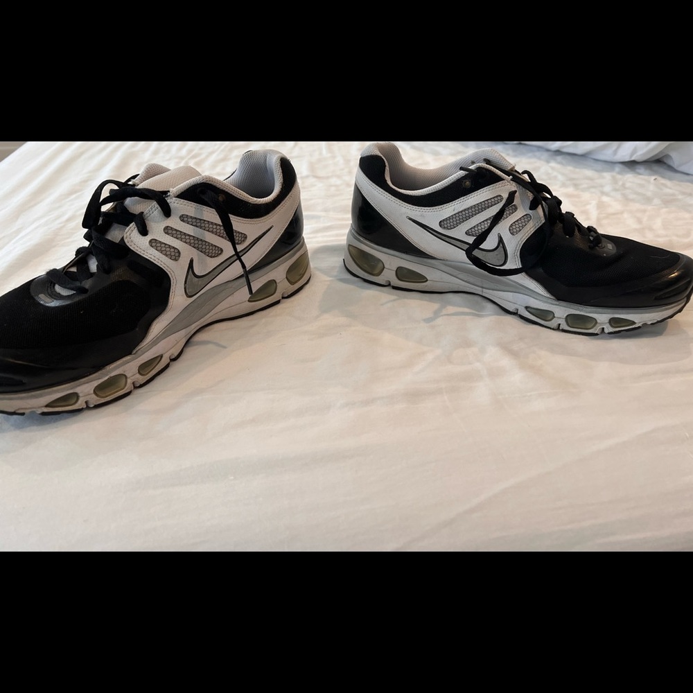 Very loved used Nikes!